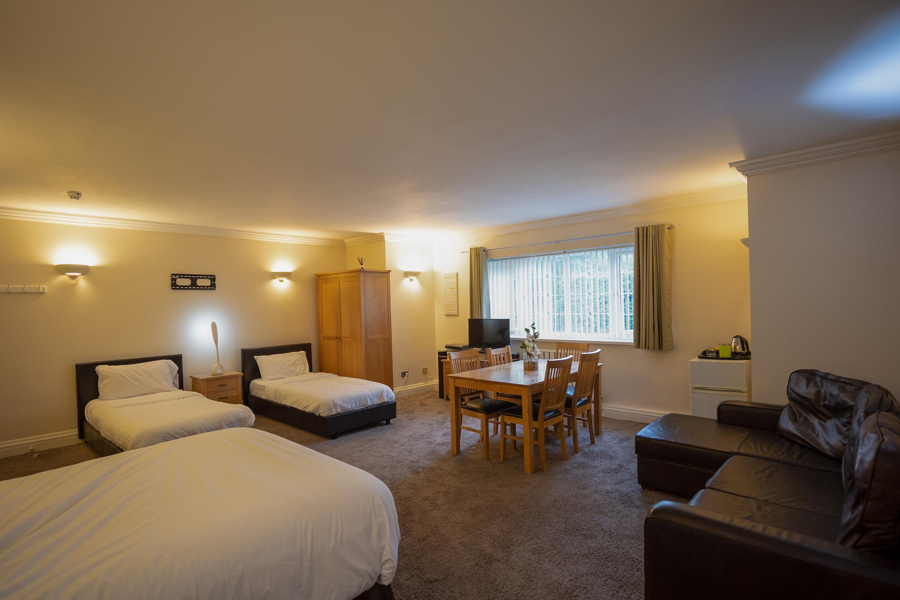 Ringway Oyo Oakcroft Guest House Manchester Airport מראה חיצוני תמונה