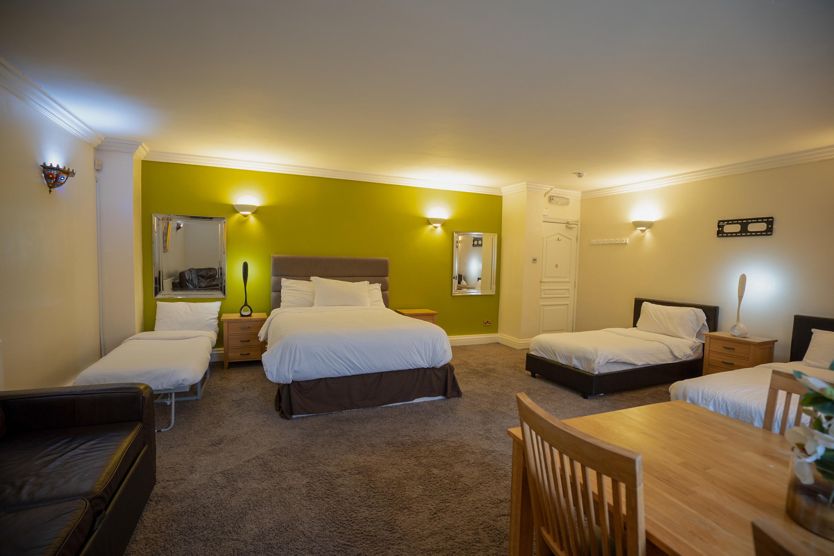 Ringway Oyo Oakcroft Guest House Manchester Airport מראה חיצוני תמונה