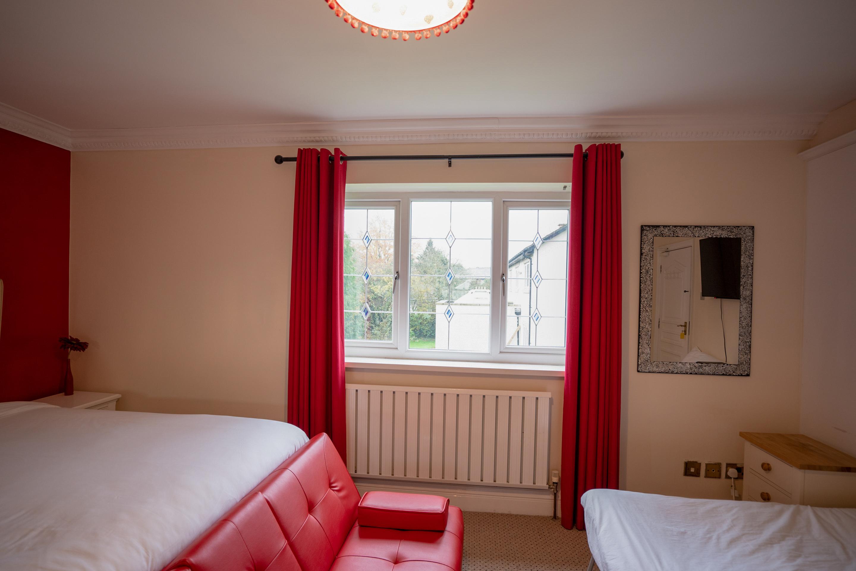 Ringway Oyo Oakcroft Guest House Manchester Airport מראה חיצוני תמונה