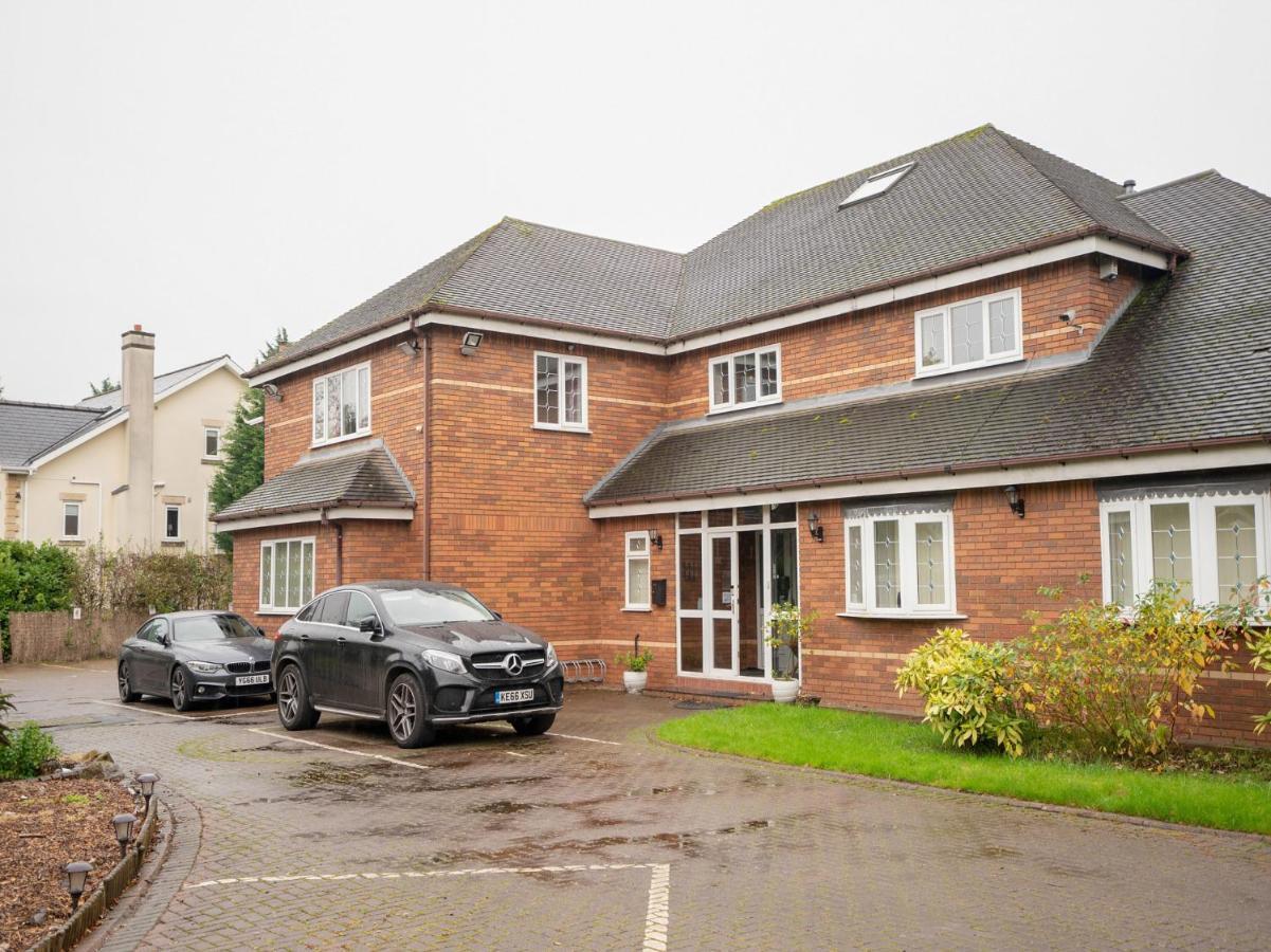 Ringway Oyo Oakcroft Guest House Manchester Airport מראה חיצוני תמונה